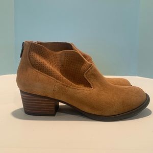 Jessica Simpson tan suede perforated booties.